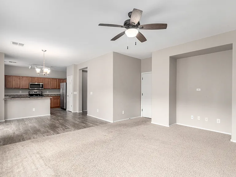 4509 E Loma Vista St — Photo 9