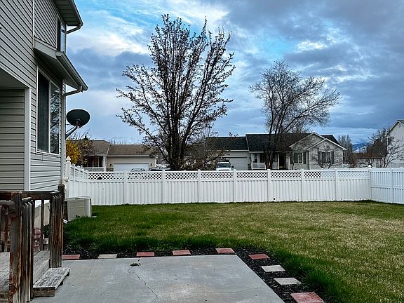 3rd image of 60 Spyglass Dr