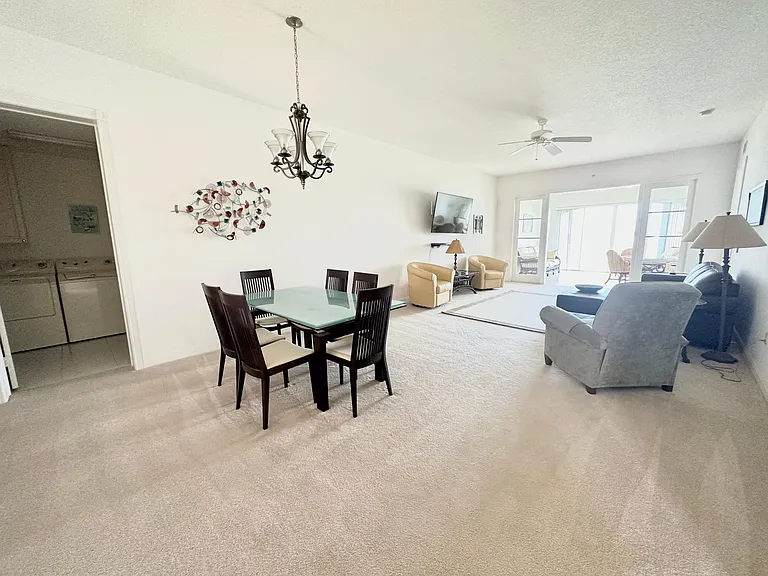 3 Harbour Isle Dr #306 — Photo 3