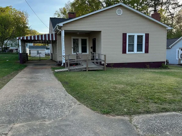 512 E Jefferies St, Gaffney, SC 29340