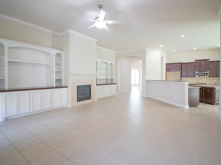 4718 Sabero Ln — Photo 16