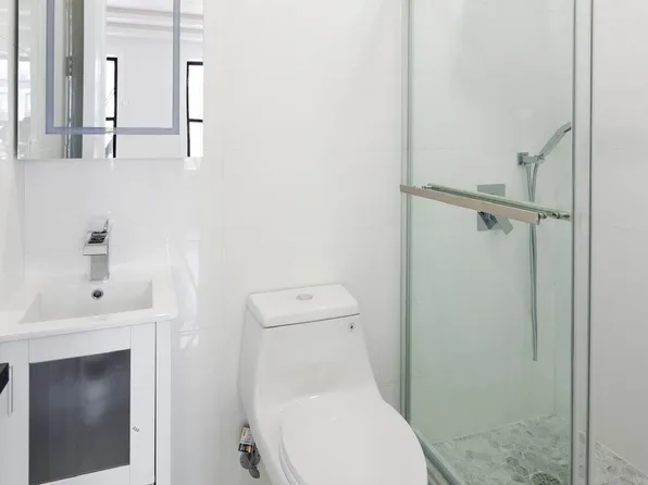 555 Chauncey Street image 11 of 21