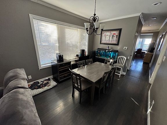 4th image of 2414 Harvey Ave
