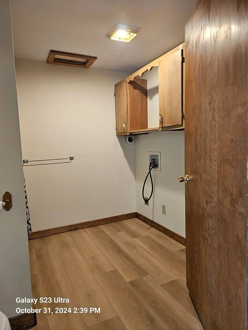 4229 Rte 105 — Photo 3
