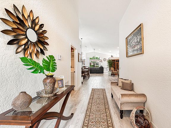 4th image of 9532 Honeybell Cir