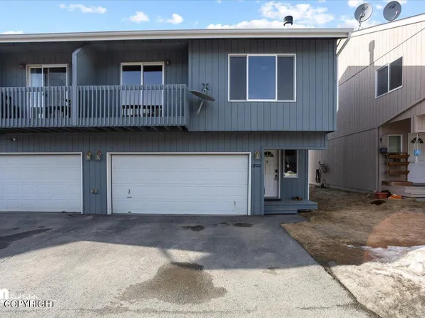 13820 Hunterwood Ln, Eagle River, AK 99577