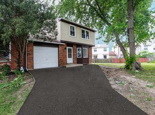 1350 Portsmouth Ct, Carol Stream, IL 60188