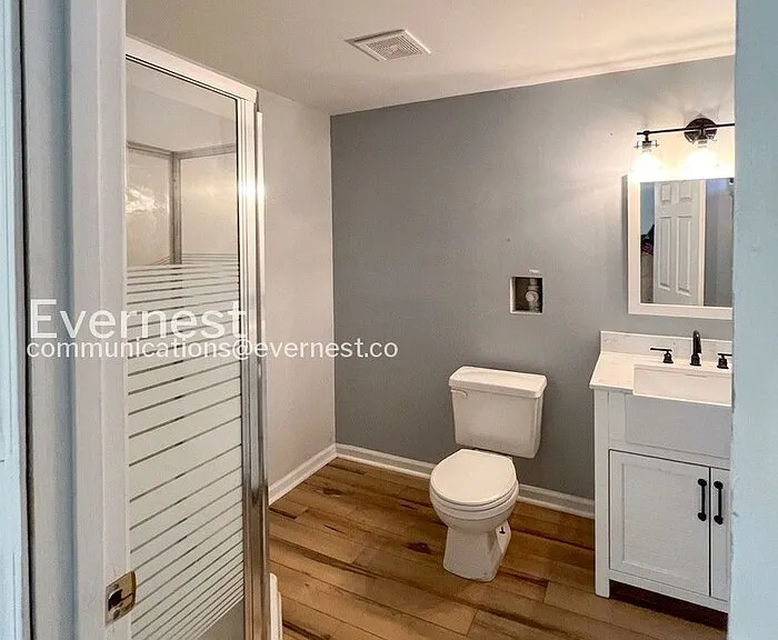 129 Royallbrook Ln — Photo 14