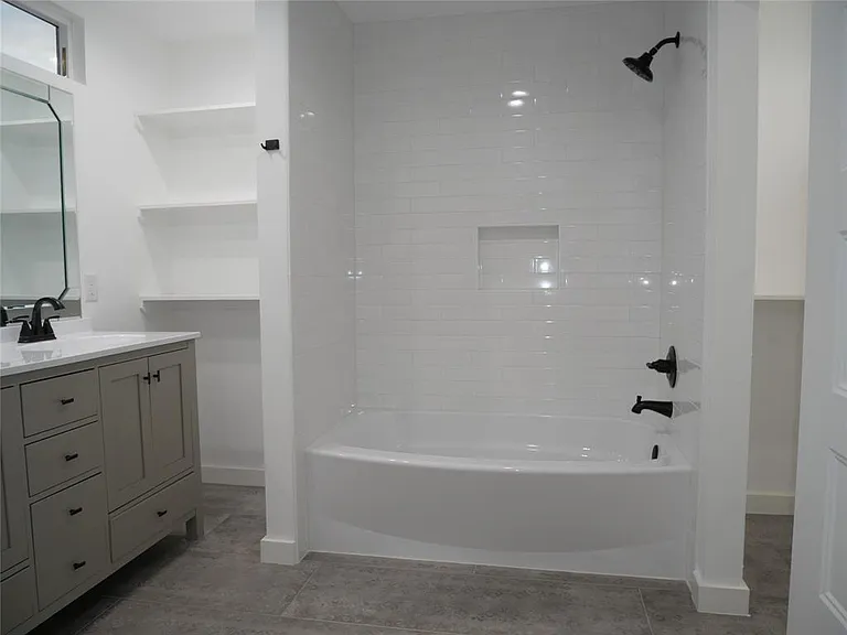 21288 W Martin Dr #1 — Photo 16