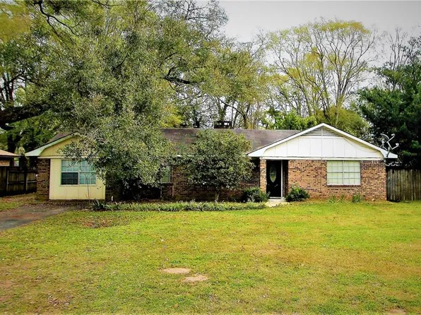 5505 McDonald Rd, Theodore, AL 36582