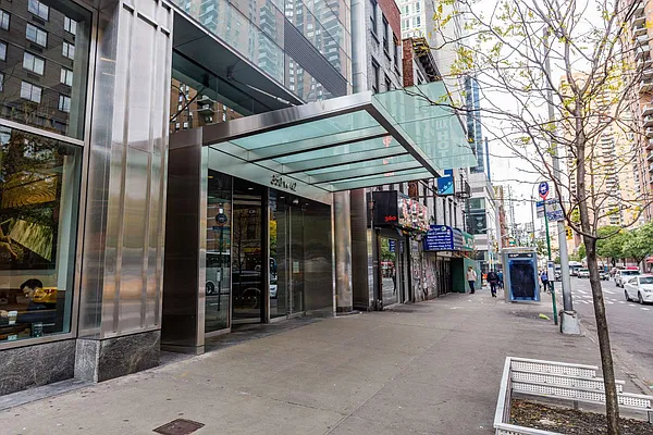 Rented by Winzone Realty Inc | media 21