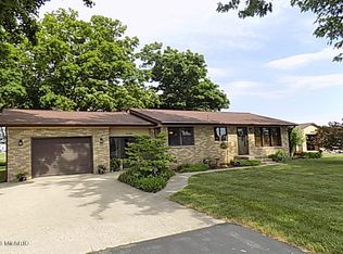 3680 104th Ave, Zeeland, MI 49464