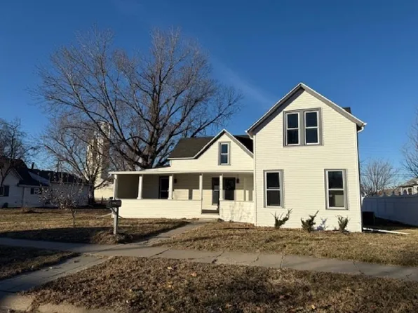 1310 Avenue A, Gothenburg, NE 69138