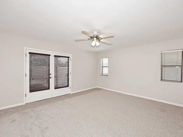 1627 E Redfield Rd — Photo 21