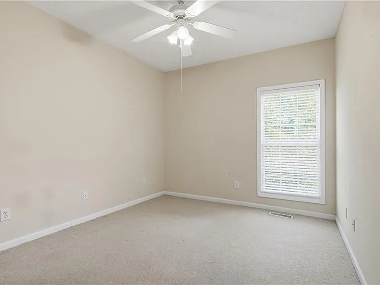 1213 N Dean Rd — Photo 14