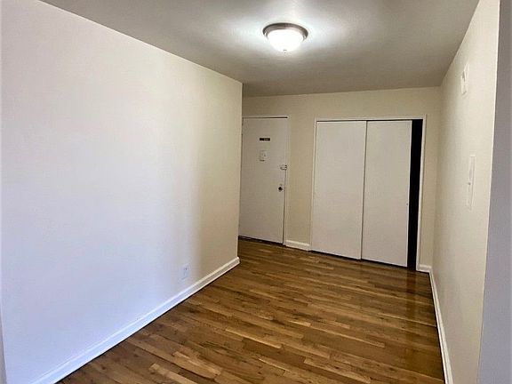 2nd image of 1730 E 14th St APT 3D
