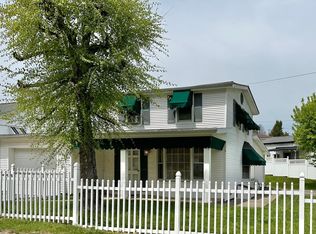 6 Perry Ave, Huntington, WV 25705