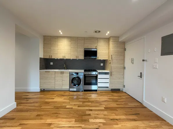 1079 Fulton Street image 1 of 9