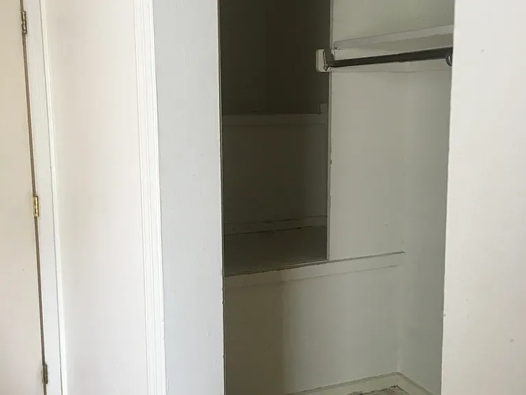 721 Pennsbury Blvd — Photo 26