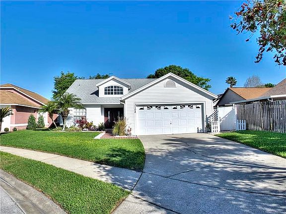 2nd image of 3108 Dellcrest Pl