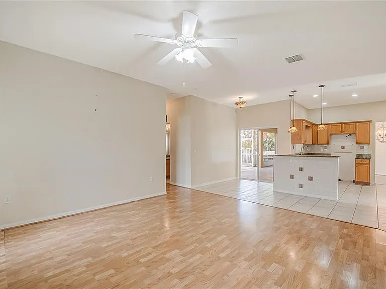 603 Pinehurst Ct — Photo 31