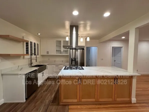 1910 W 94th Pl, Los Angeles, CA 90047