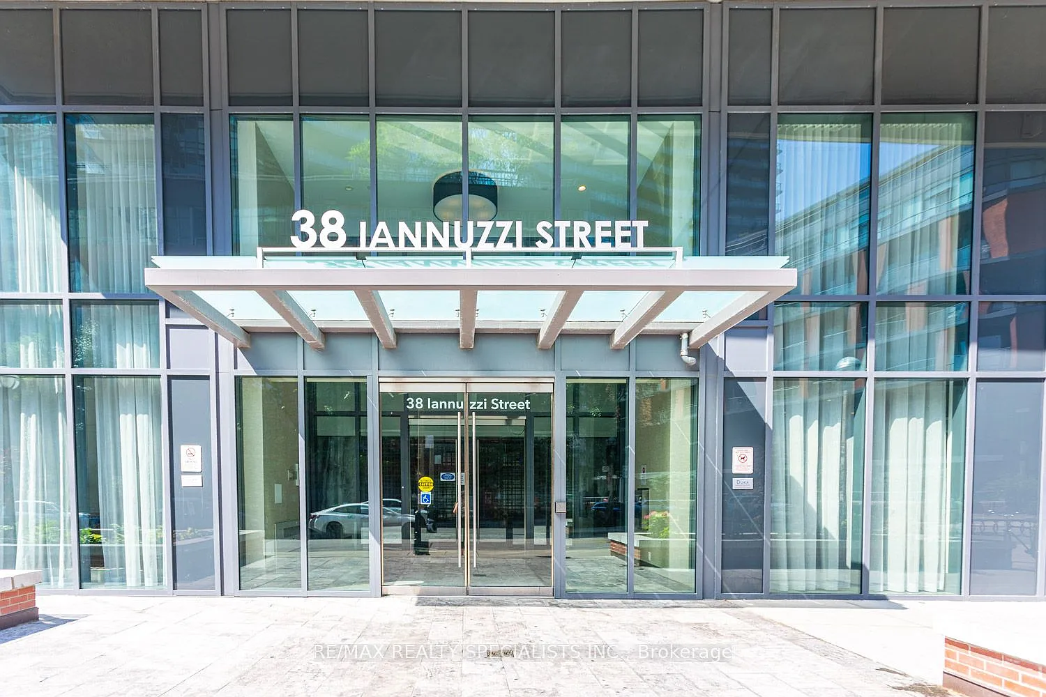 2 bed, $3,150 — Photo 1
