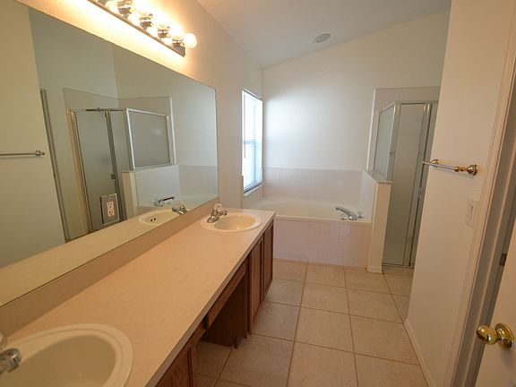 2nd image of 10212 Merrimac Manor Dr