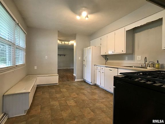 5th image of 503 S Eason Dr