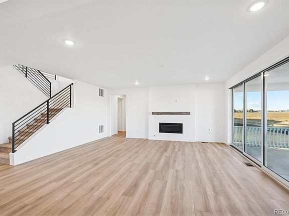 5th image of 6126 Oban Road