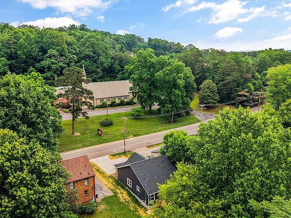 4th image of 134 Woodlawn Pike Lot 17