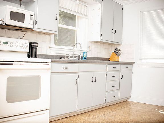 5th image of 436 N Prince St