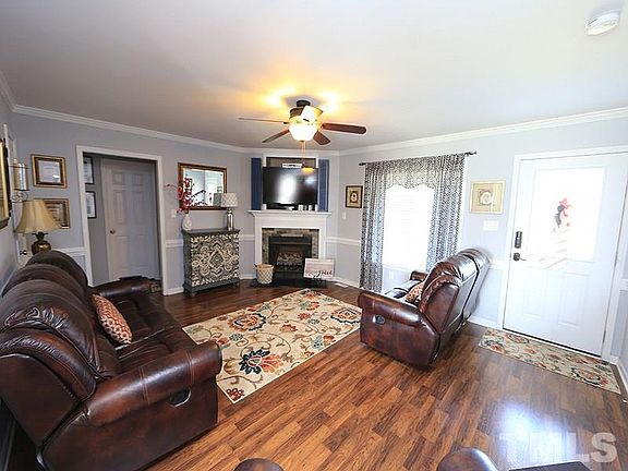 4th image of 206 Jesse Dr