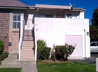 177 Oval Rd, Irvine, CA 92604