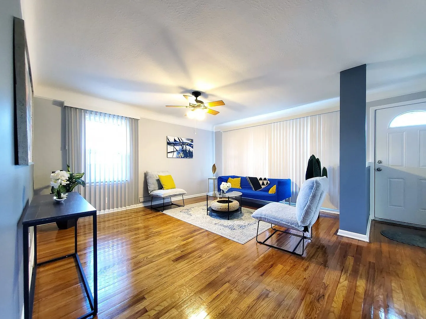 Newly Renovated 3 Bed - 1.5 Bath Ranch available for Rent in Maple Hts! — Photo 2