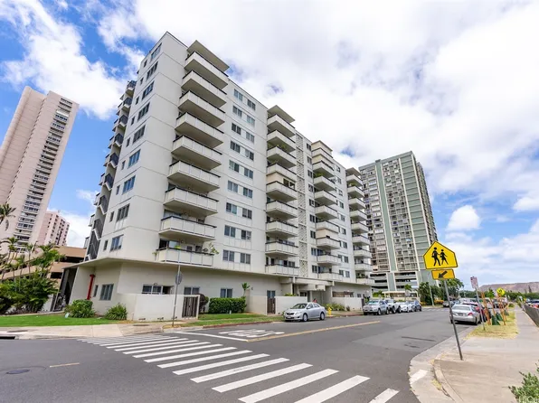 509 University Ave APT 707, Honolulu, HI 96826