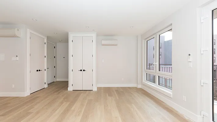 Rented by Nooklyn NYC LLC | media 10