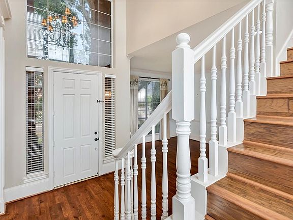 4th image of 5111 Ambergate Ln