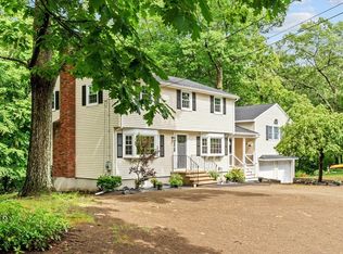 21 Babicz Rd, Tewksbury, MA 01876