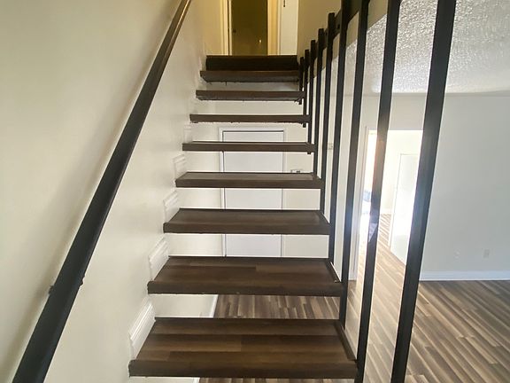 3rd image of 3812 Soranno Ave APT C