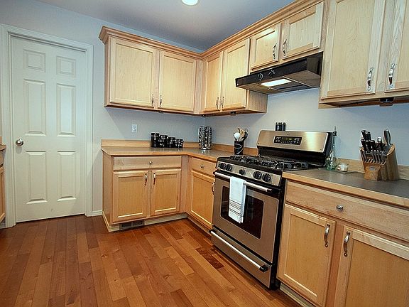 4th image of 7529 Raven Ave SE