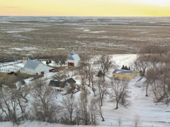 52503 150th St, Donnelly, MN 56235