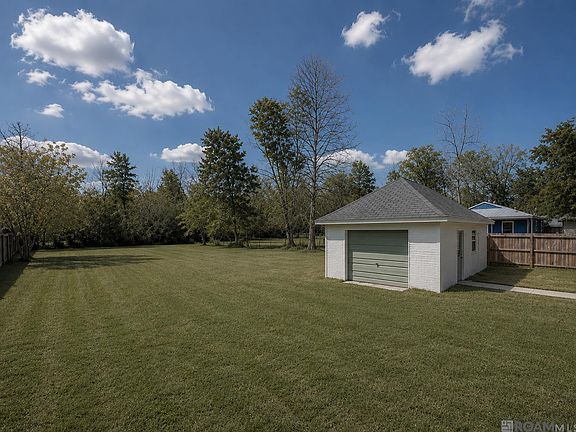 5th image of 5236 Floynell Dr