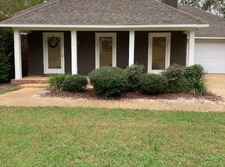 242 N Ridge Dr, Madison, MS 39110