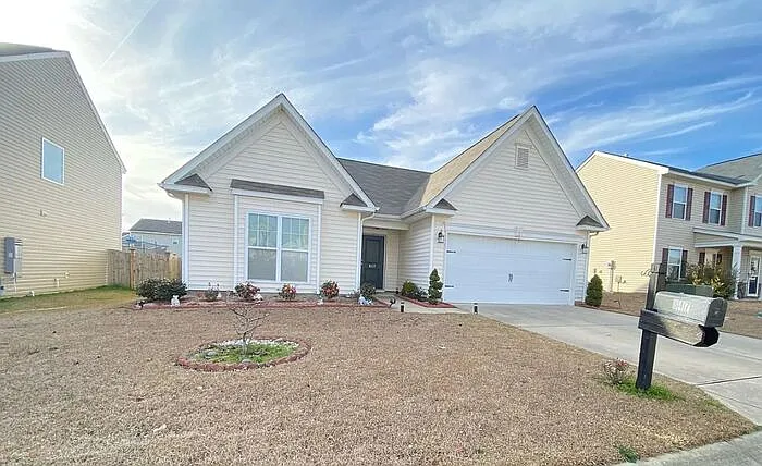 847 Dovefield Ln — Photo 1