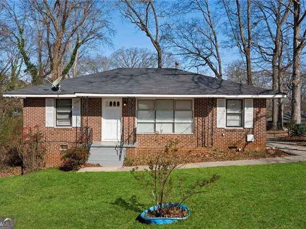 1160 Kathryn Cir, Forest Park, GA 30297