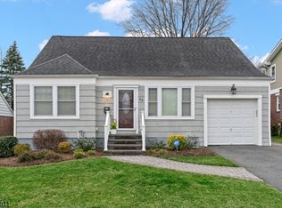 30 Lowe Ave, Fair Lawn, NJ 07410