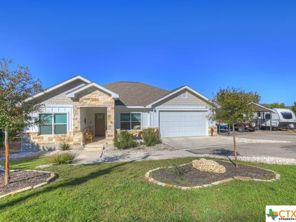 1210 Soaring Eagle Dr, Fischer, TX 78623