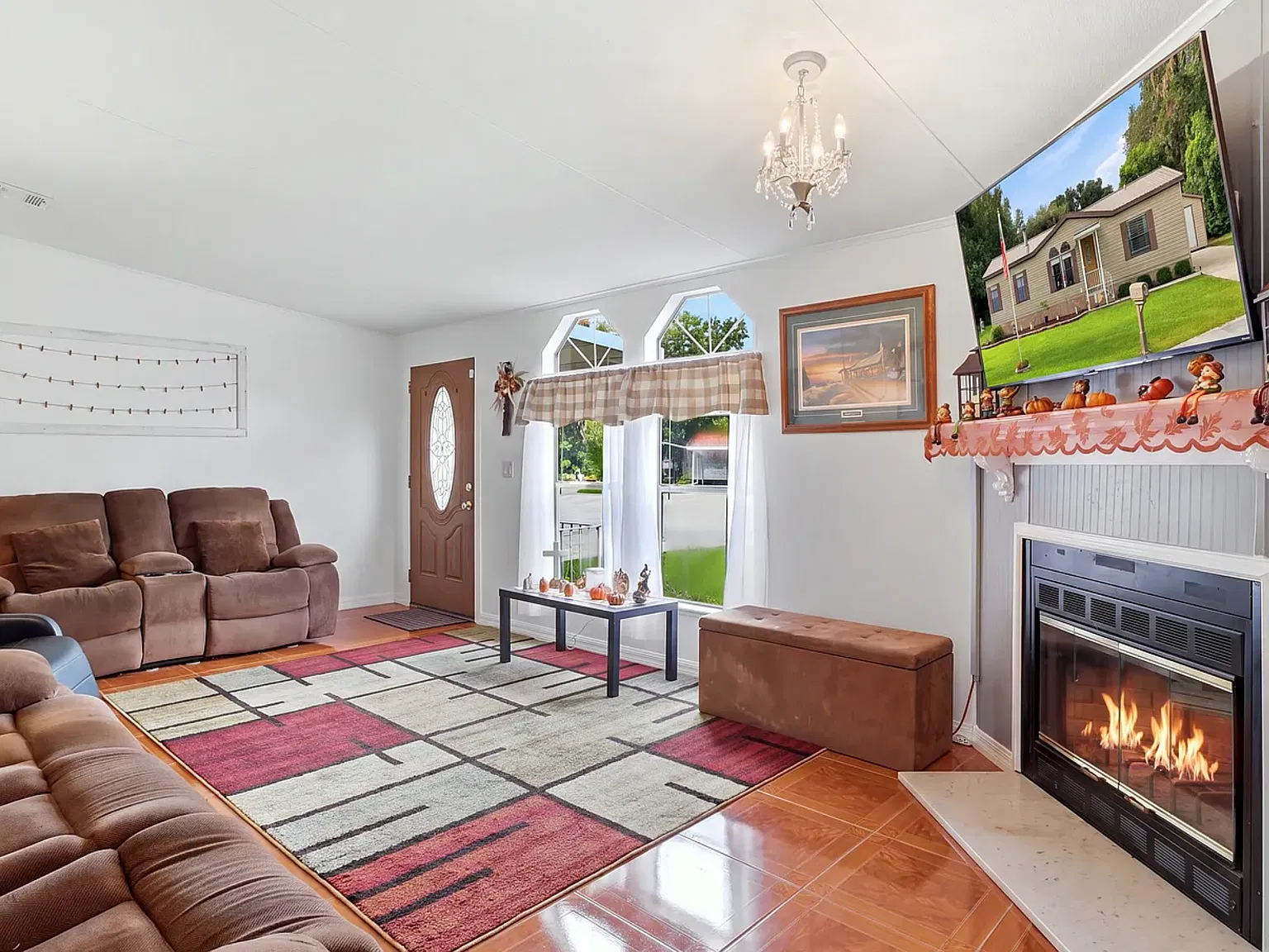 3 bed, 1350 sqft, $1,600 — Photo 3