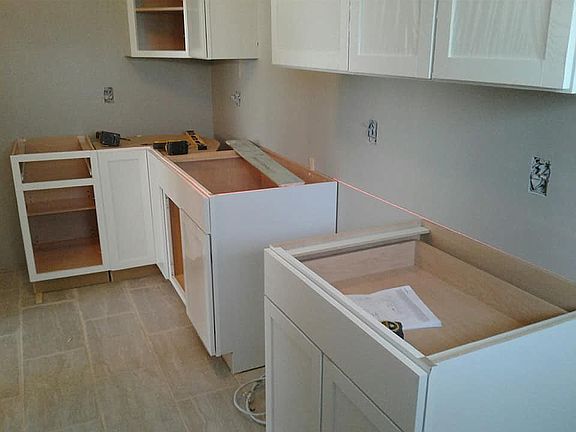 2nd image of 100 Fairwood Ct